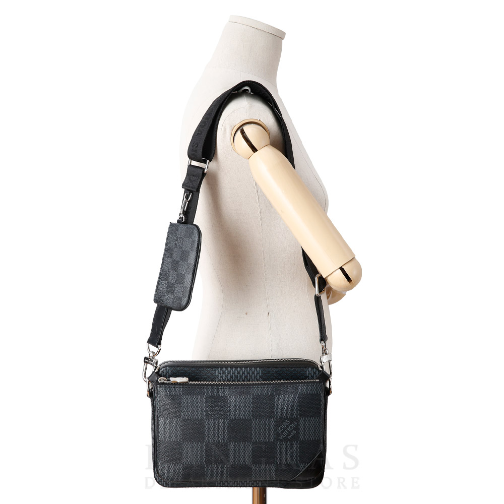 LOUIS VUITTON(USED)루이비통 트리오 메신저백